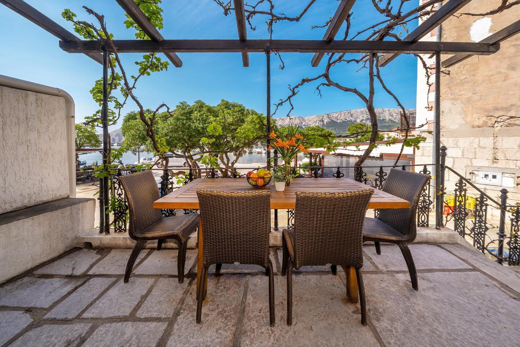 Apartments Ivo With Sea View Baška Екстериор снимка